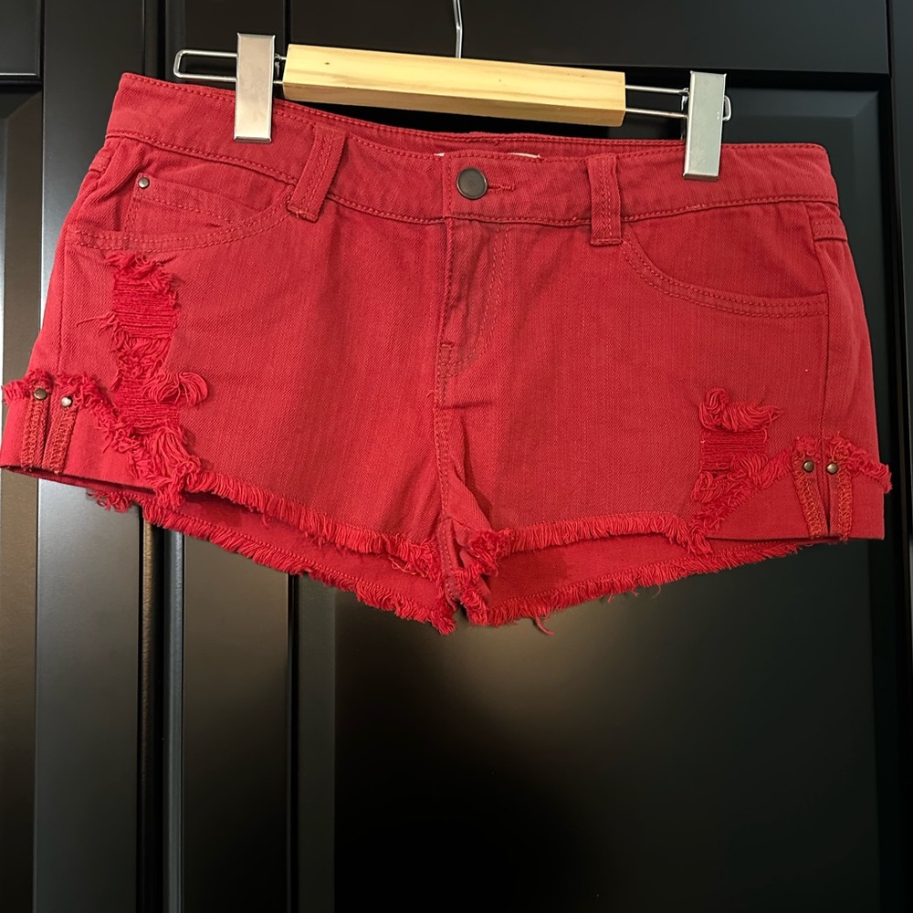 2/$20 ⭐️ NWT - Forever 21 Red Denim Shorts - Size 28